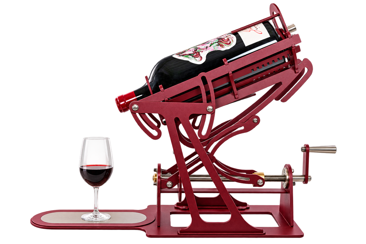 MagnuMaster XL pouring cradle supporting a large wine bottle