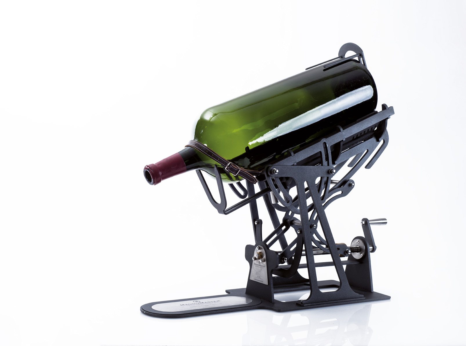 MagnuMaster XL decanting cradle